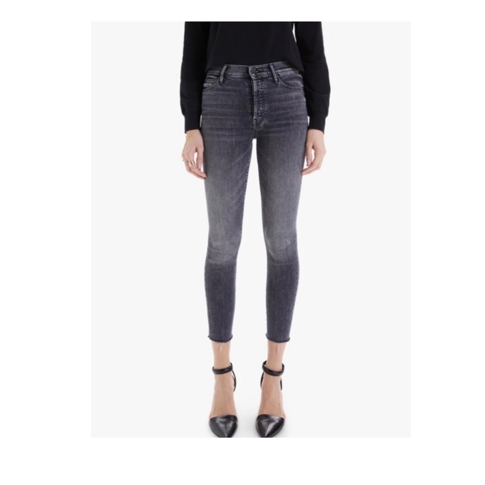 🖤 MOTHER Jeans - The STUNNER Ankle Fray - In the wash “ Friday the 13th 🖤